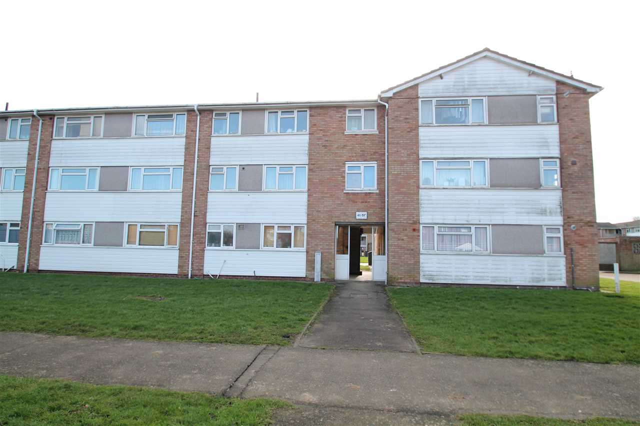 2 bed Apartment for rent in Old Coulsdon. From Bond and Sherwill 