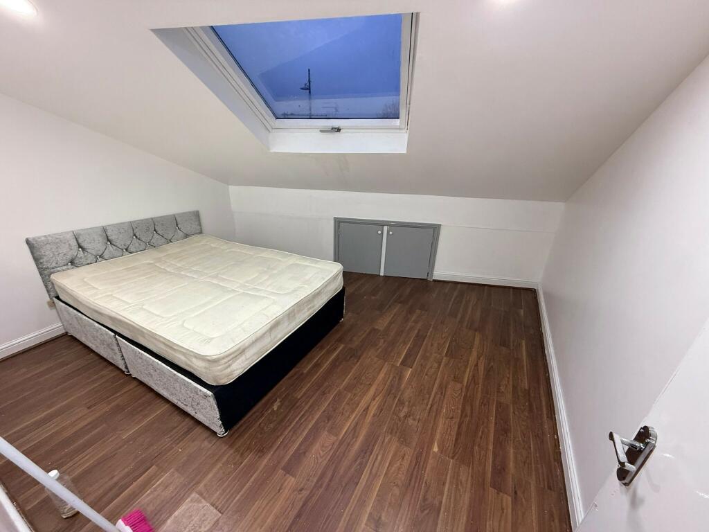 1 bed 1st Floor Flat for rent in Stockport. From Black Stone Estate Agents - Manchester