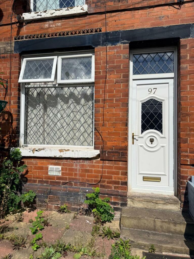 2 bed Mid Terraced House for rent in Rhodes. From Black Stone Estate Agents - Manchester 2 bed Mid Terraced House for rent in Rhodes. From Black Stone Estate Agents - Manchester