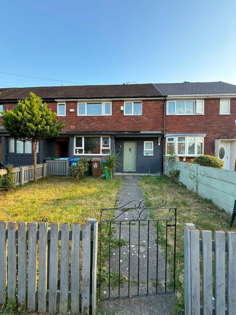 3 bed Mid Terraced House for rent in Middleton. From Black Stone Estate Agents - Manchester