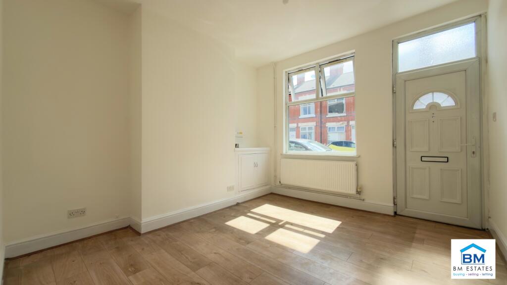 3 bed Mid Terraced House for rent in Leicester. From BM Estates - Leicester