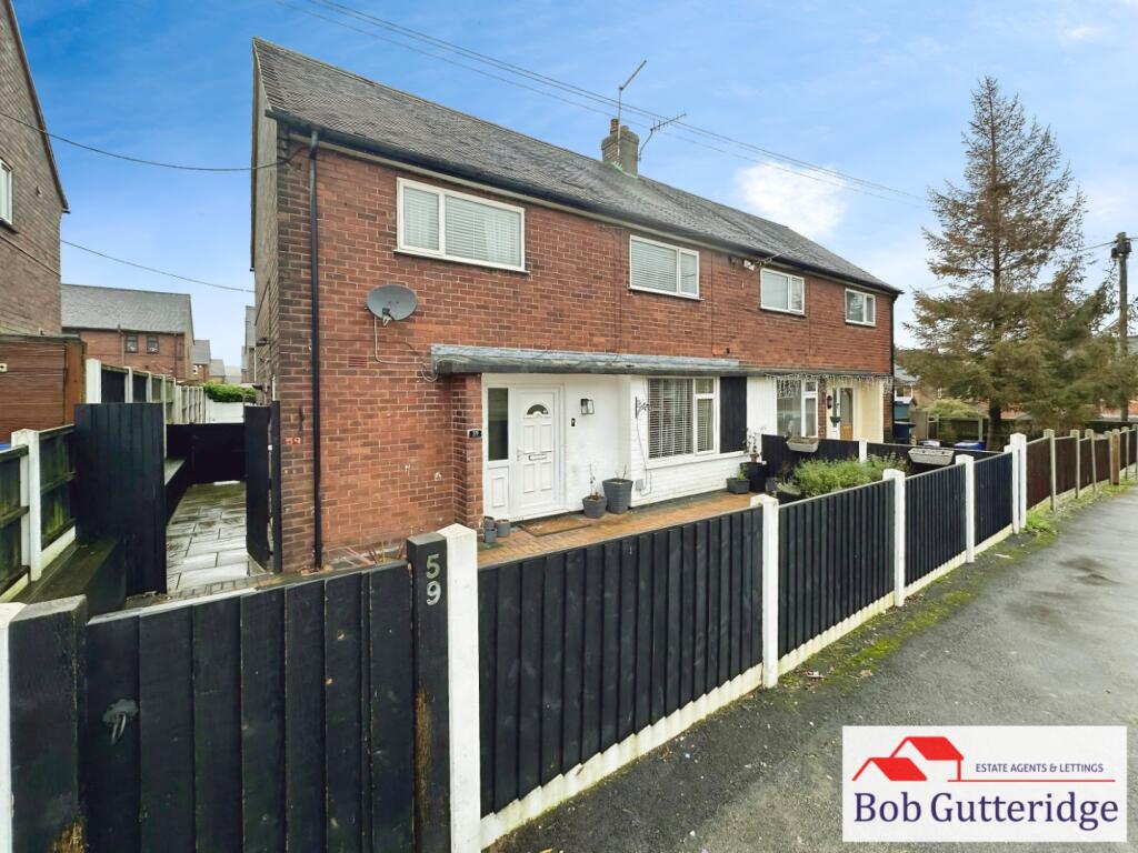 4 bed Semi Detached for rent in Newcastle-under-Lyme. From Bob Gutteridge - Newcastle Under Lyme