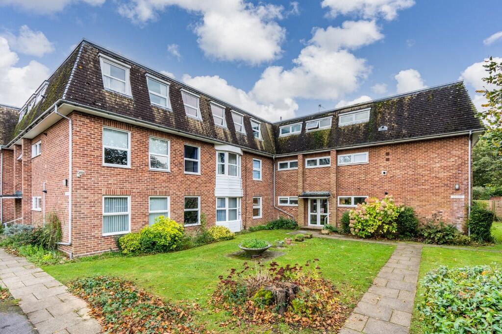 2 bed 1st Floor Flat for rent in Southampton. From Brambles Estate Agents (Warsash) Ltd - Bursledon
