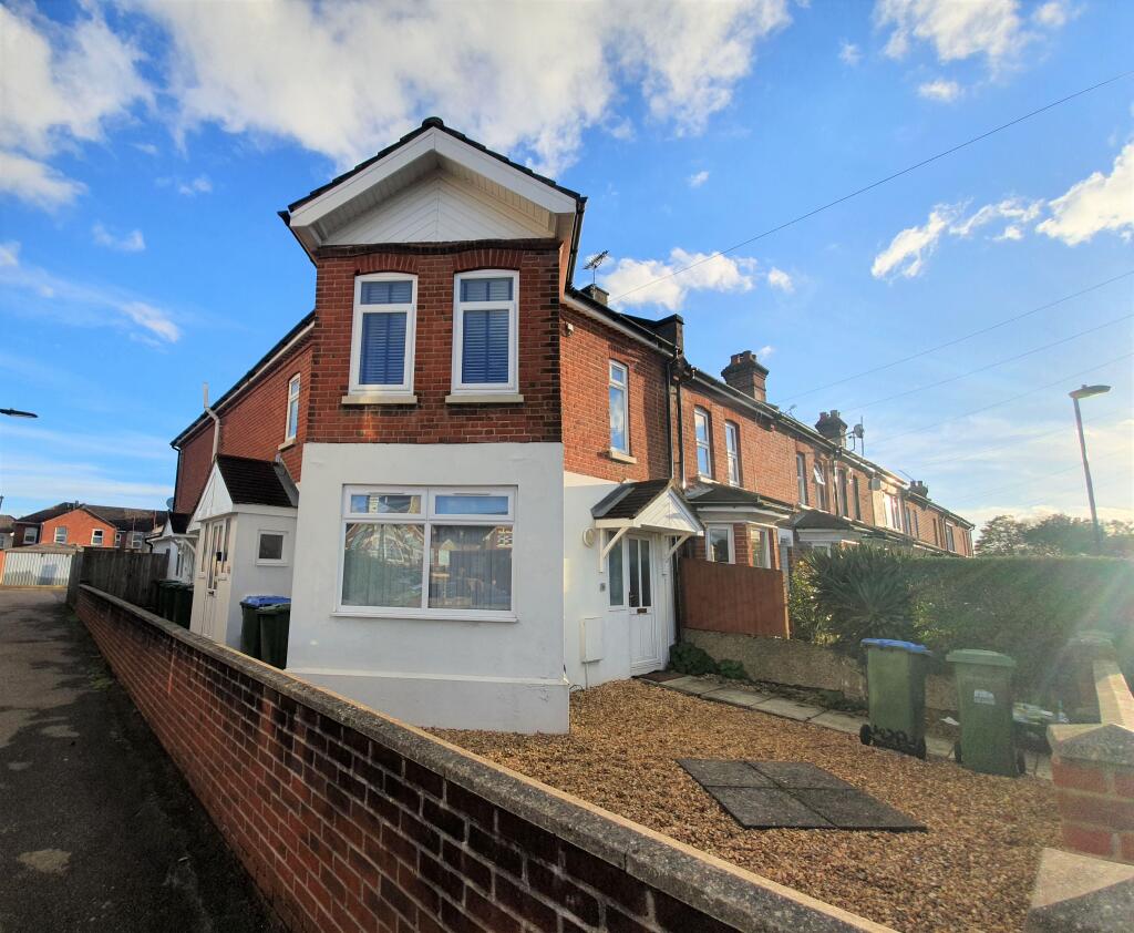 1 bed 1st Floor Flat for rent in Southampton. From Brambles Estate Agents (Warsash) Ltd - Bursledon
