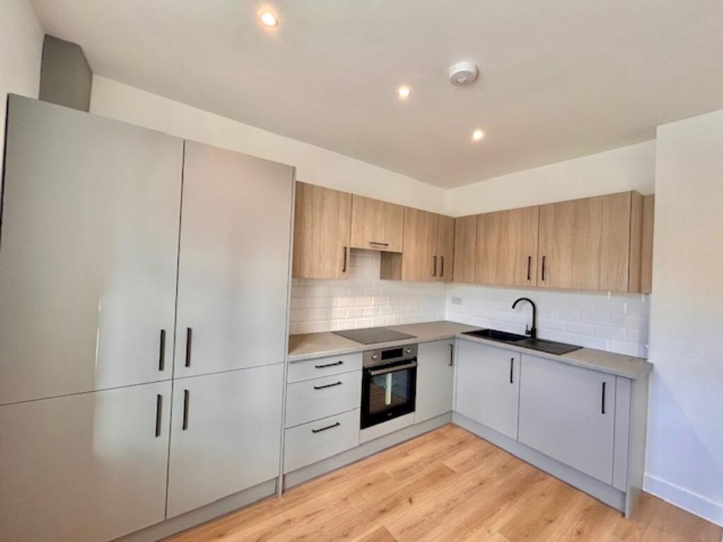 1 bed 1st Floor Flat for rent in Tonbridge. From Bracketts Chartered Surveyors - Tonbridge