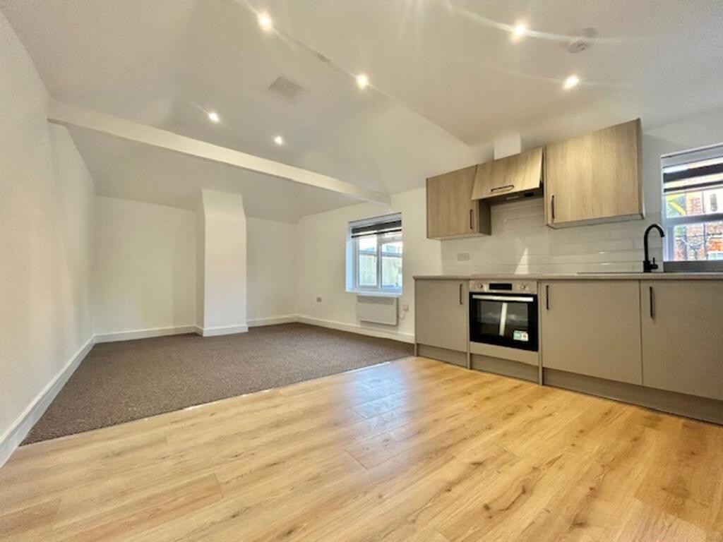 1 bed 1st Floor Flat for rent in Tonbridge. From Bracketts Chartered Surveyors - Tonbridge 1 bed 1st Floor Flat for rent in Tonbridge. From Bracketts Chartered Surveyors - Tonbridge