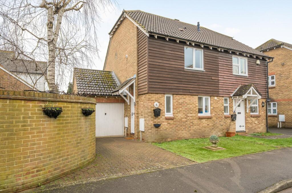 2 bed Semi Detached for rent in Hadlow. From Bracketts Chartered Surveyors - Tonbridge