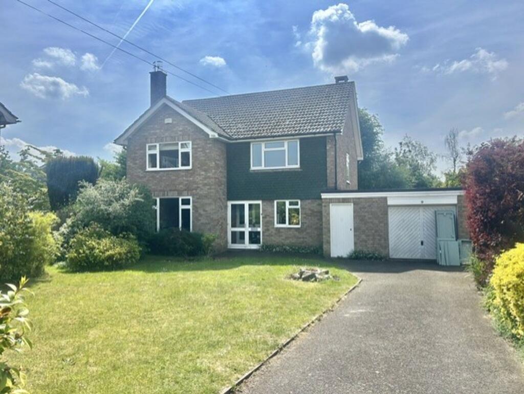 4 bed Detached for rent in Tonbridge. From Bracketts Chartered Surveyors - Tonbridge