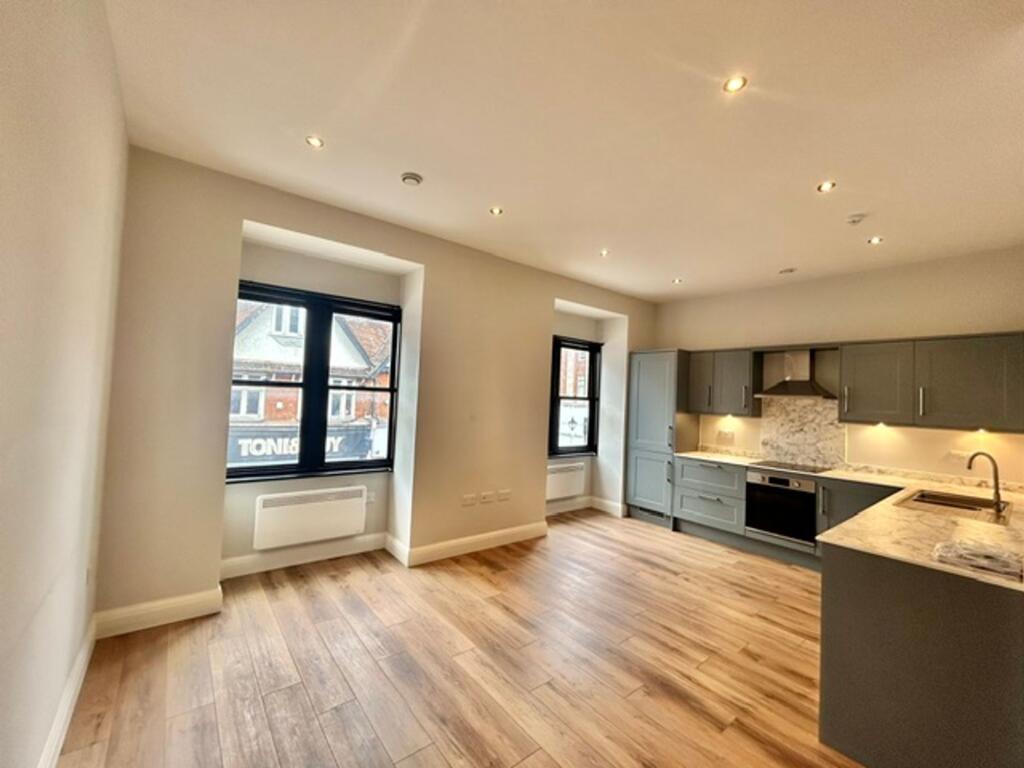 1 bed 1st Floor Flat for rent in Tonbridge. From Bracketts Chartered Surveyors - Tonbridge