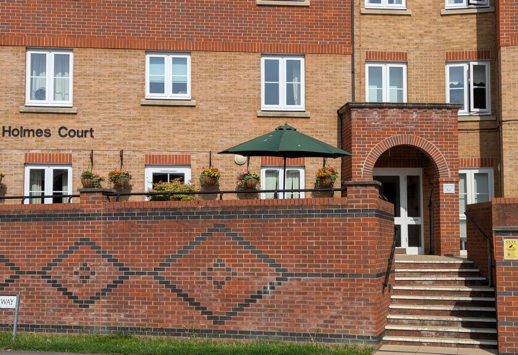 1 bed House (unspecified) for rent in Tonbridge. From Bracketts Chartered Surveyors - Tonbridge