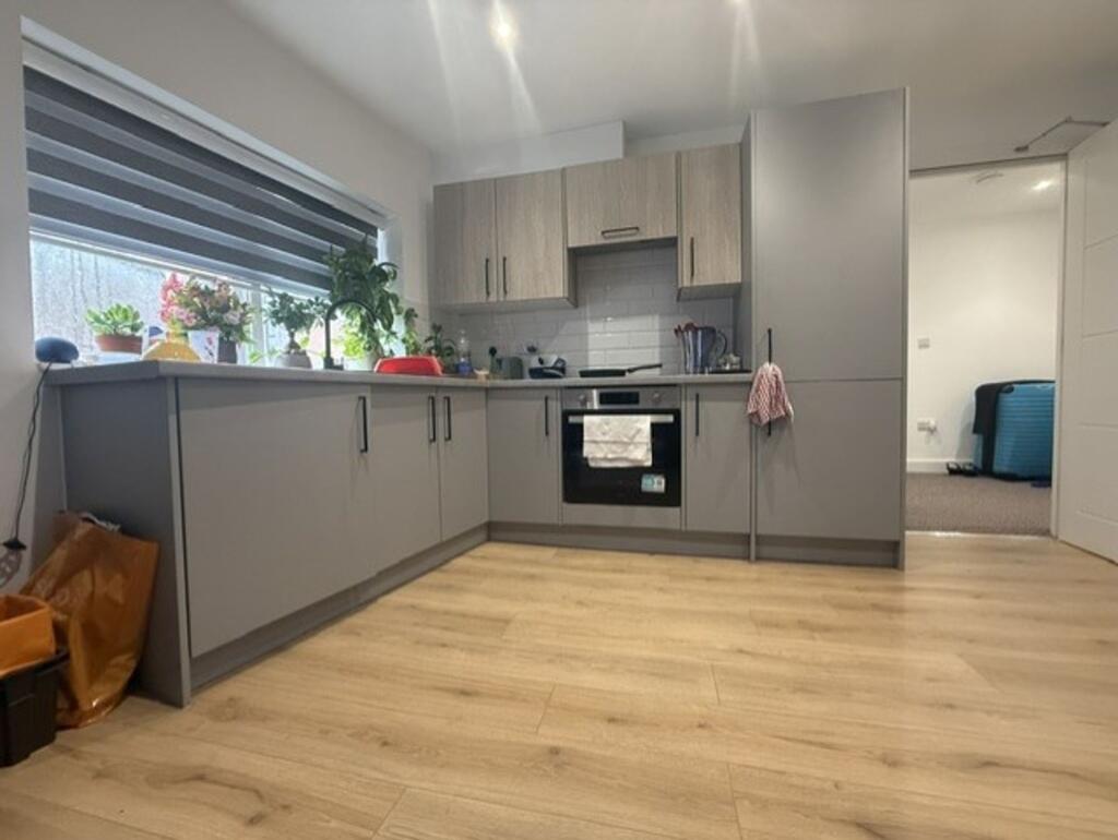 1 bed 1st Floor Flat for rent in Tonbridge. From Bracketts Chartered Surveyors - Tonbridge 1 bed 1st Floor Flat for rent in Tonbridge. From Bracketts Chartered Surveyors - Tonbridge