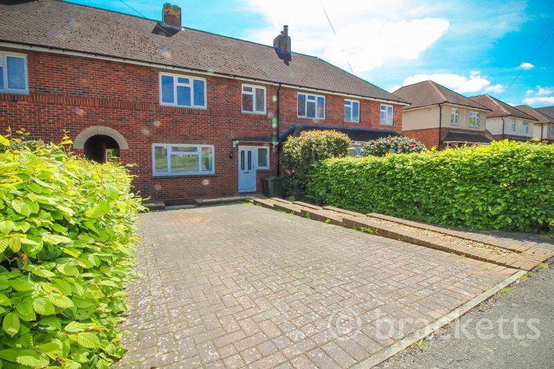 3 bed Semi-Detached House for rent in Southborough. From Bracketts Tunbridge Wells