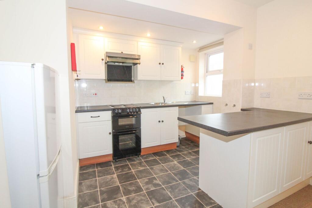 1 bed 1st Floor Flat for rent in Southborough. From Bracketts Chartered Surveyors - Tunbridge Wells