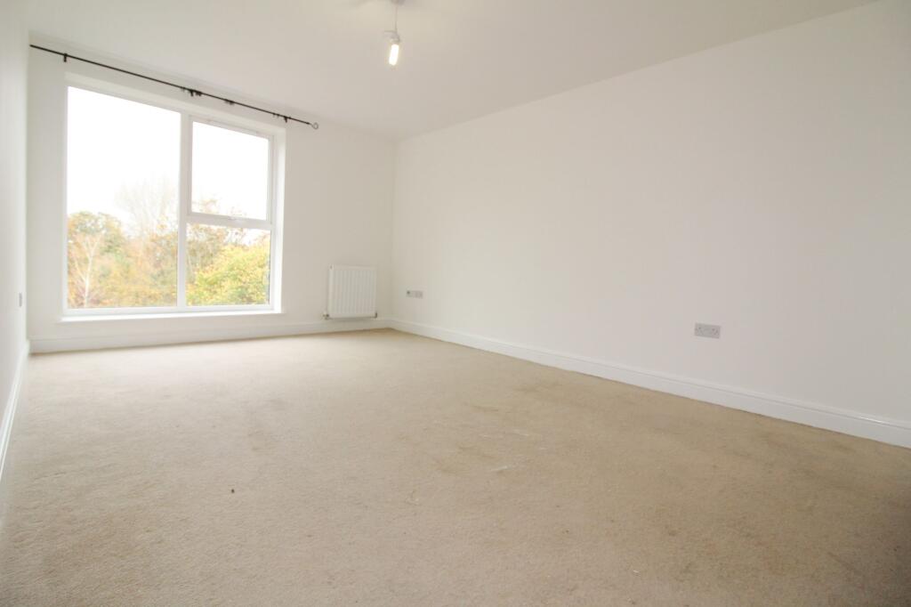 2 bed 1st Floor Flat for rent in Tunbridge Wells. From Bracketts Chartered Surveyors - Tunbridge Wells