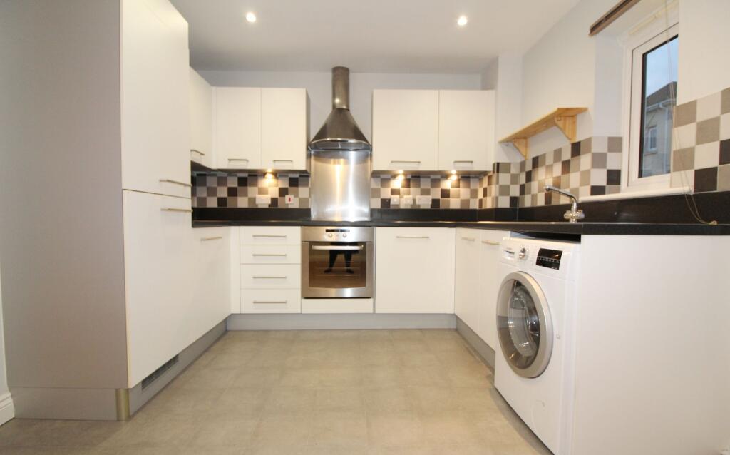 2 bed Not Specified for rent in Pembury. From Bracketts Chartered Surveyors - Tunbridge Wells