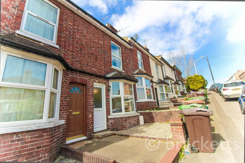 2 bed Mid Terraced House for rent in Tunbridge Wells. From Bracketts Chartered Surveyors - Tunbridge Wells 2 bed Mid Terraced House for rent in Tunbridge Wells. From Bracketts Chartered Surveyors - Tunbridge Wells