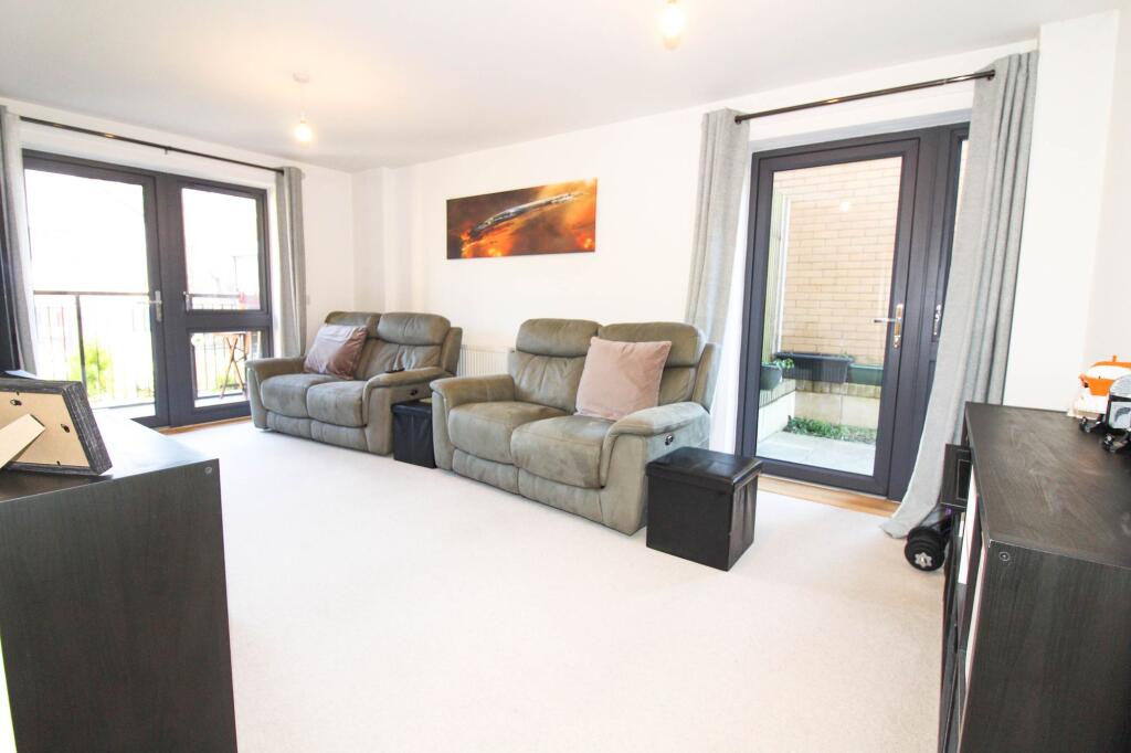 2 bed 1st Floor Flat for rent in Pembury. From Bracketts Chartered Surveyors - Tunbridge Wells 2 bed 1st Floor Flat for rent in Pembury. From Bracketts Chartered Surveyors - Tunbridge Wells