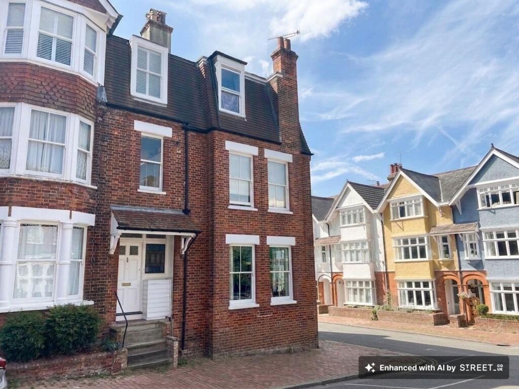1 bed 1st Floor Flat for rent in Tunbridge Wells. From Bracketts Chartered Surveyors - Tunbridge Wells