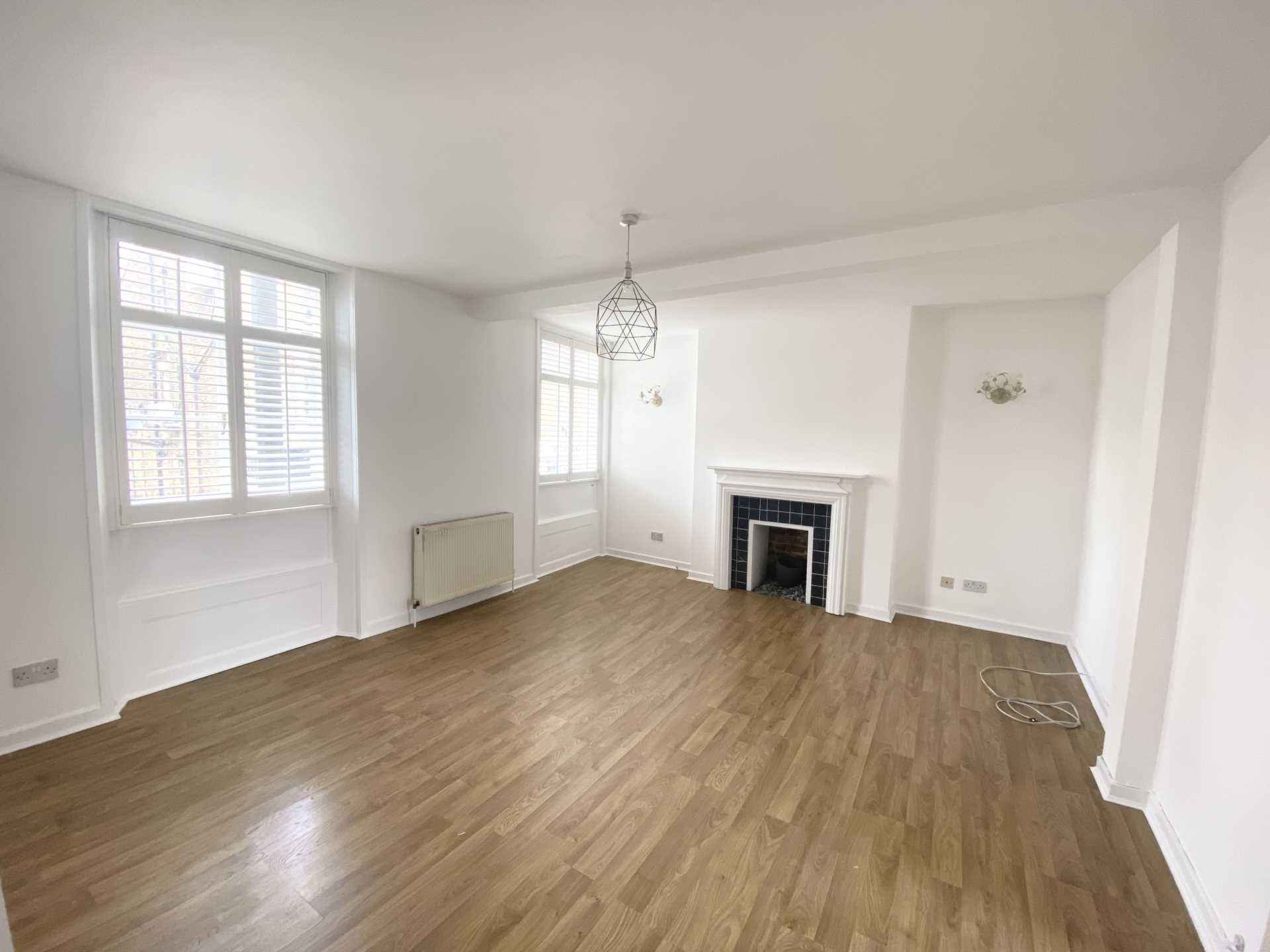 2 bed Flat for rent in Brentwood. From HS Estate Agents