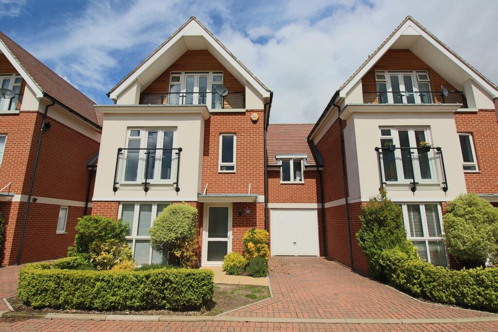 5 bed Town House for rent in Maidenhead. From Braxton - Maidenhead