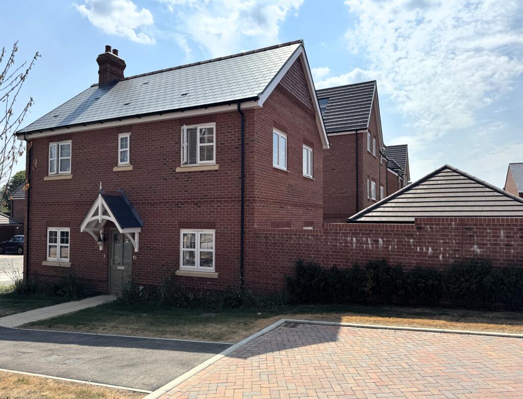 3 bed Detached for rent in Maidenhead. From Braxton - Maidenhead