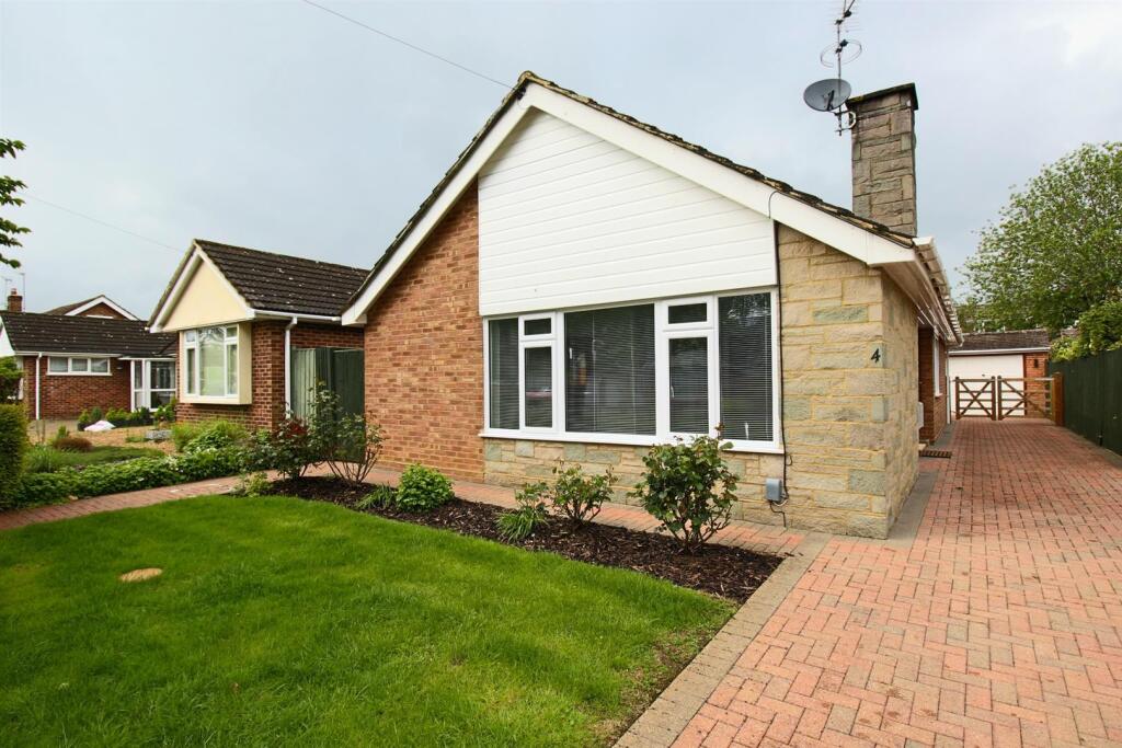 3 bed Bungalow for rent in Holloway. From Braxton - Maidenhead 3 bed Bungalow for rent in Holloway. From Braxton - Maidenhead
