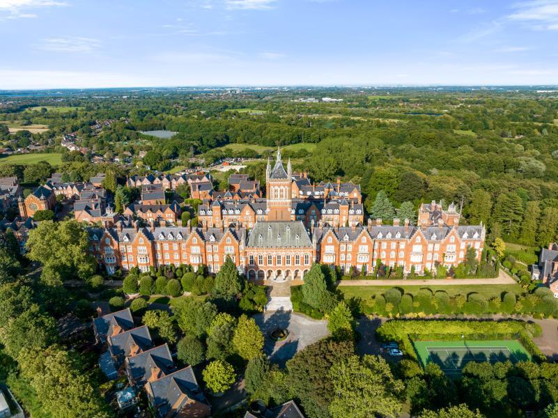 3 bed Town House for rent in Virginia Water. From Barton Wyatt - Virginia Water