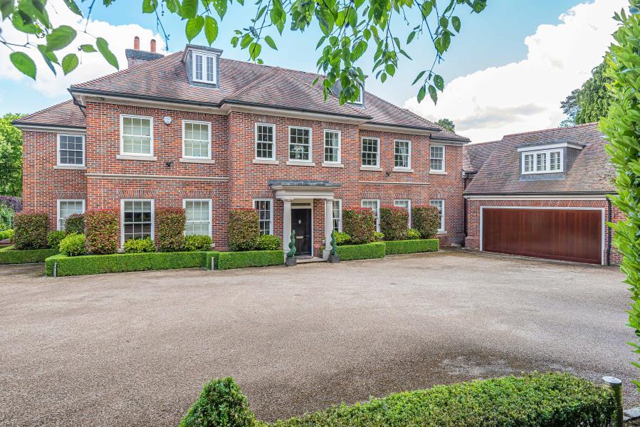 5 bed Detached for rent in South Ascot. From Barton Wyatt - Virginia Water