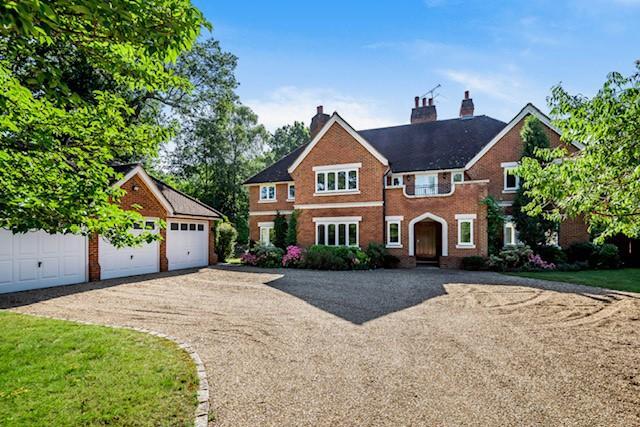 5 bed Detached for rent in Virginia Water. From Barton Wyatt - Virginia Water