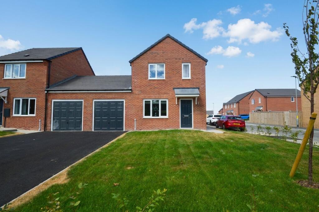 3 bed Link detached for rent in South Elmsall. From Bartons - Rotherham