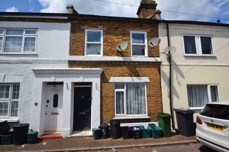 3 bed Mid Terraced House for rent in Keston Mark. From Browne Estates - Bromley