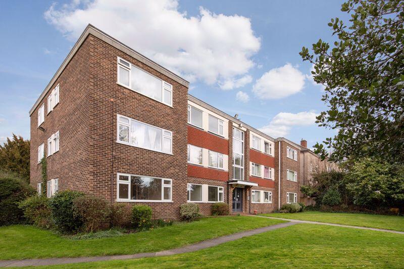 1 bed 1st Floor Flat for rent in Chislehurst. From Browne Estates - Bromley 1 bed 1st Floor Flat for rent in Chislehurst. From Browne Estates - Bromley