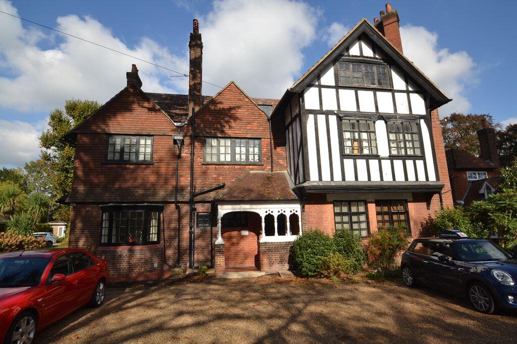 2 bed 1st Floor Flat for rent in Chislehurst. From Browne Estates - Bromley 2 bed 1st Floor Flat for rent in Chislehurst. From Browne Estates - Bromley