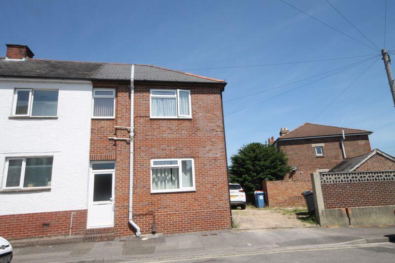 2 bed House (unspecified) for rent in Emsworth. From Borland & Borland - Emsworth 2 bed House (unspecified) for rent in Emsworth. From Borland & Borland - Emsworth
