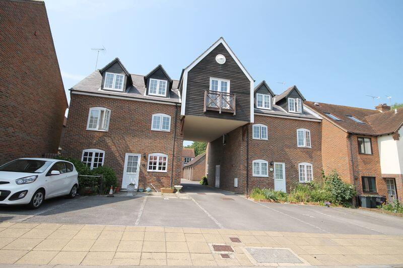 1 bed Apartment for rent in Emsworth. From Borland & Borland - Emsworth 1 bed Apartment for rent in Emsworth. From Borland & Borland - Emsworth