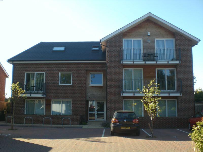 2 bed Apartment for rent in Furzeley Corner. From Borland & Borland - Emsworth 2 bed Apartment for rent in Furzeley Corner. From Borland & Borland - Emsworth