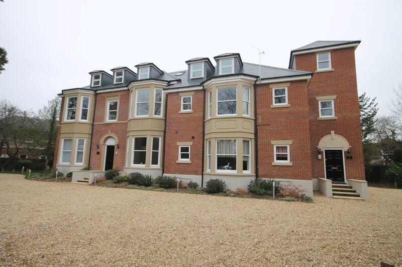 2 bed Apartment for rent in Emsworth. From Borland & Borland - Emsworth
