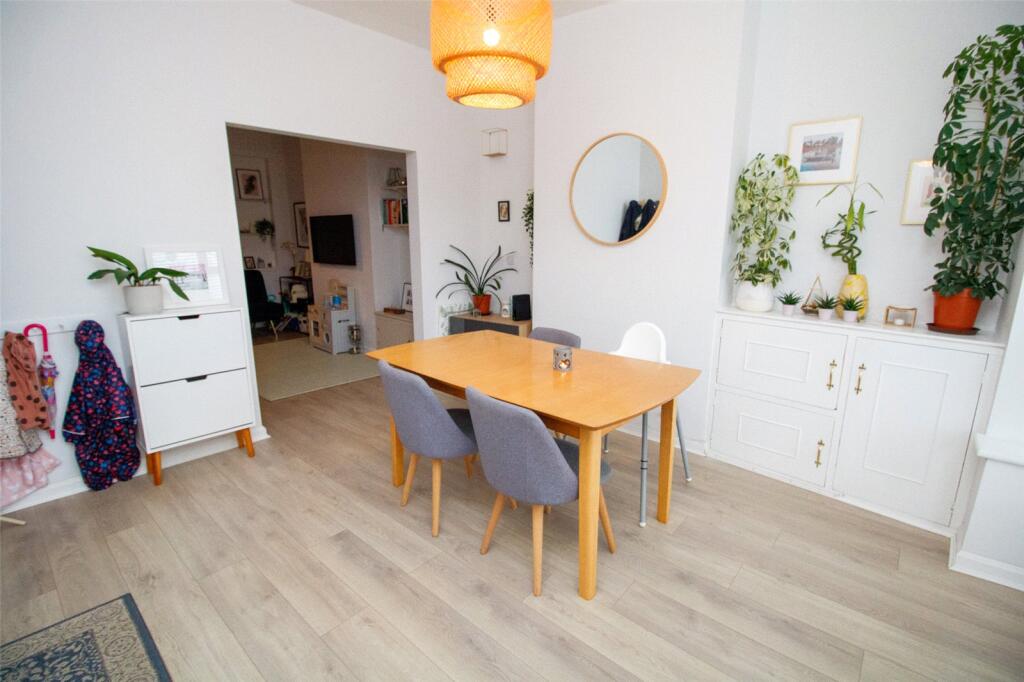 2 bed Mid Terraced House for rent in Major's Green. From Black & Golds Estate Agents - Solihull