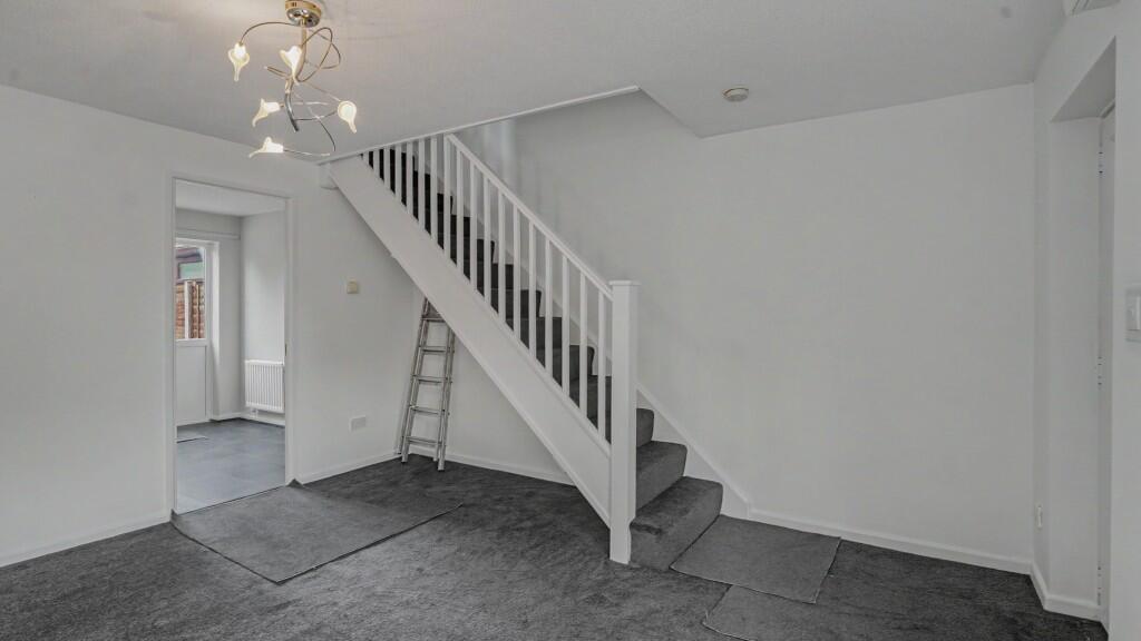 2 bed Detached for rent in Solihull. From Black & Golds Estate Agents - Solihull