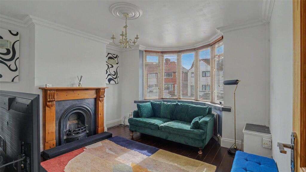 3 bed Semi Detached for rent in Bickenhill. From Black & Golds Estate Agents - Solihull