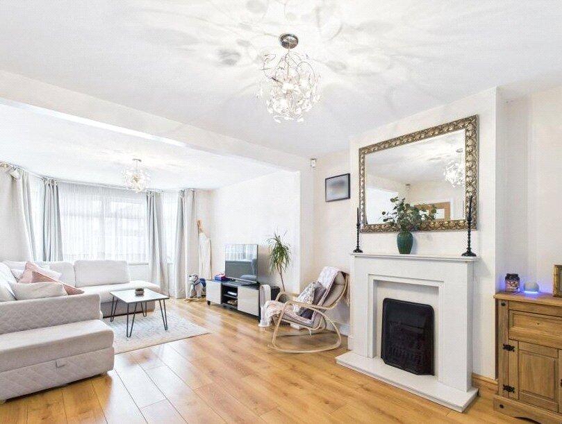 3 bed Semi Detached for rent in Major's Green. From Black & Golds Estate Agents - Solihull