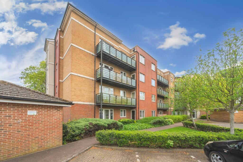 2 bed 1st Floor Flat for rent in Houghton Regis. From bpha - bpha