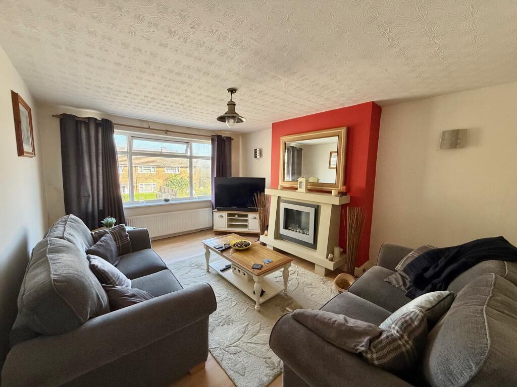 3 bed Apartment for rent in Wilmslow. From Bridgfords Lettings - Alderley Edge