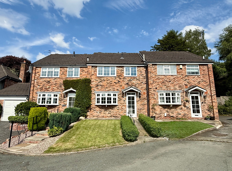 2 bed Mid Terraced House for rent in Alderley Edge. From Bridgfords Lettings - Alderley Edge 2 bed Mid Terraced House for rent in Alderley Edge. From Bridgfords Lettings - Alderley Edge