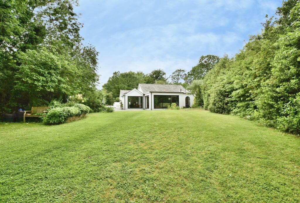 4 bed Detached for rent in Dean Row. From Bridgfords Lettings - Alderley Edge 4 bed Detached for rent in Dean Row. From Bridgfords Lettings - Alderley Edge