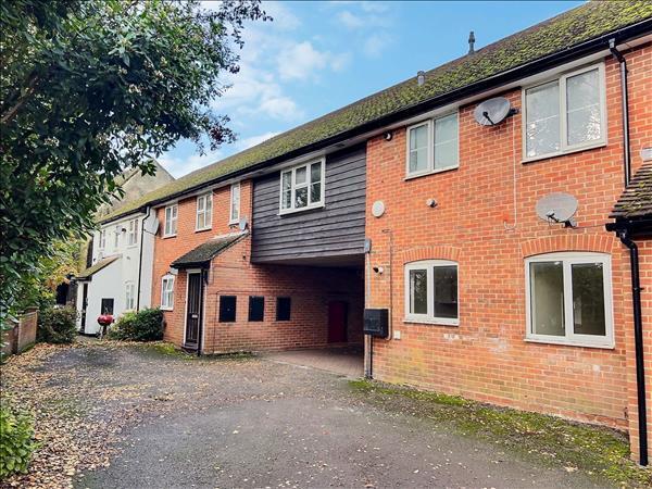 1 bed Apartment for rent in Whitchurch. From Brockenhurst Estate Agents - Ludgershall