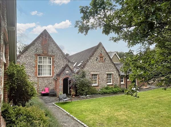 2 bed Apartment for rent in Whitchurch. From Brockenhurst Estate Agents - Ludgershall