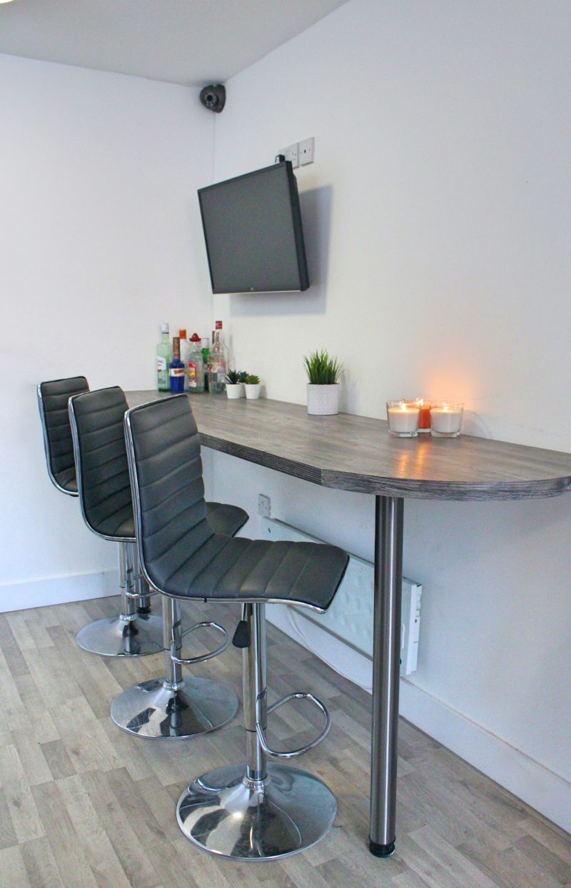 5 bed Upper Floor Flat for rent in Bolton. From Campus Cribs 5 bed Upper Floor Flat for rent in Bolton. From Campus Cribs