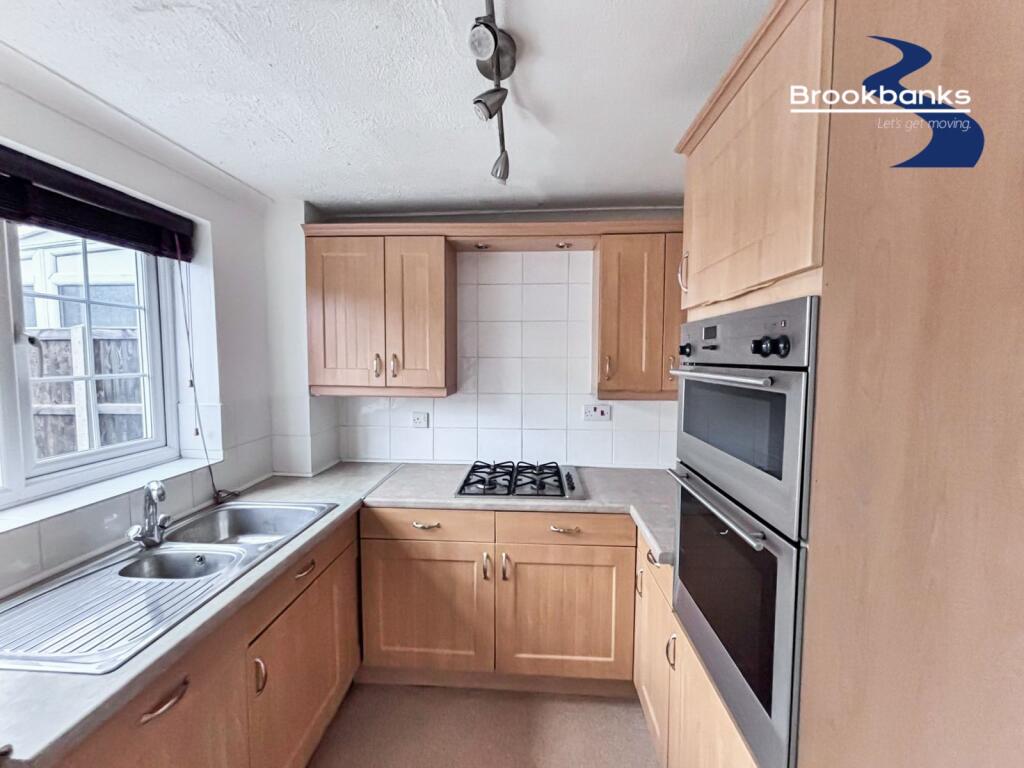 2 bed Mid Terraced House for rent in Swanley. From Brookbanks Estate Agents - Swanley 2 bed Mid Terraced House for rent in Swanley. From Brookbanks Estate Agents - Swanley