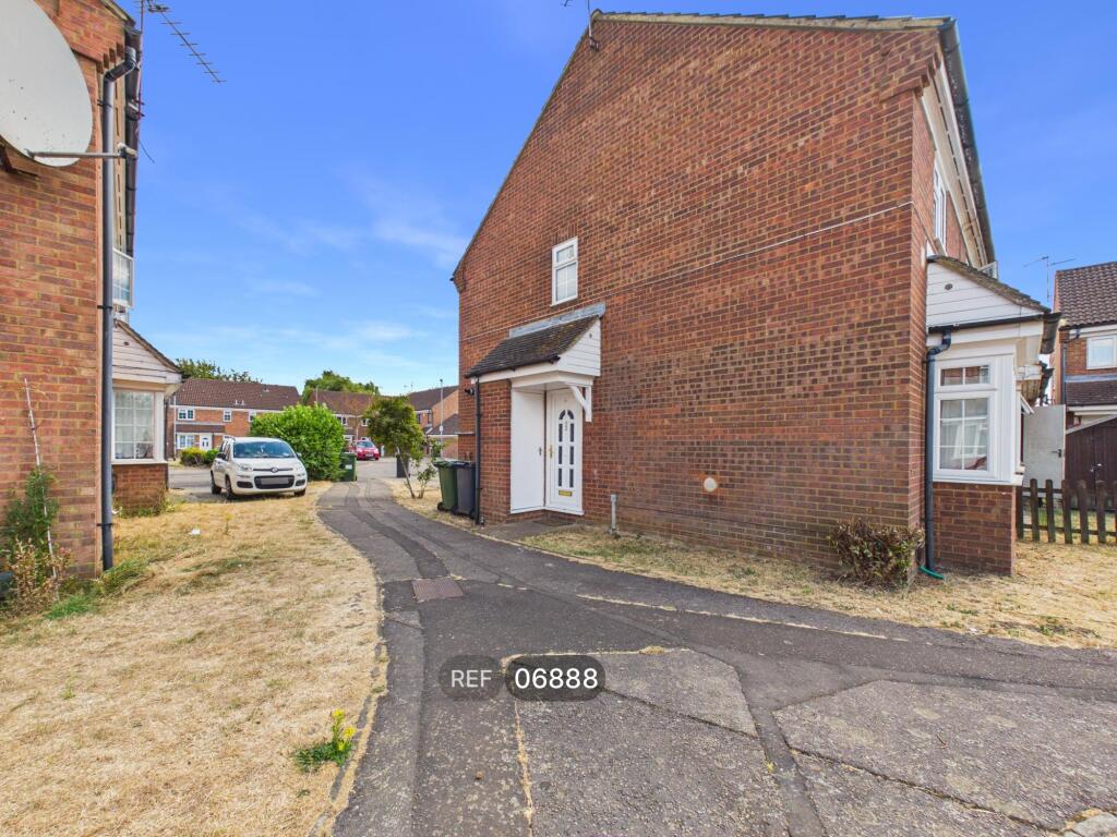 2 bed Mid Terraced House for rent in Peterborough. From Brookdale Property Management Services Ltd - Peterborough